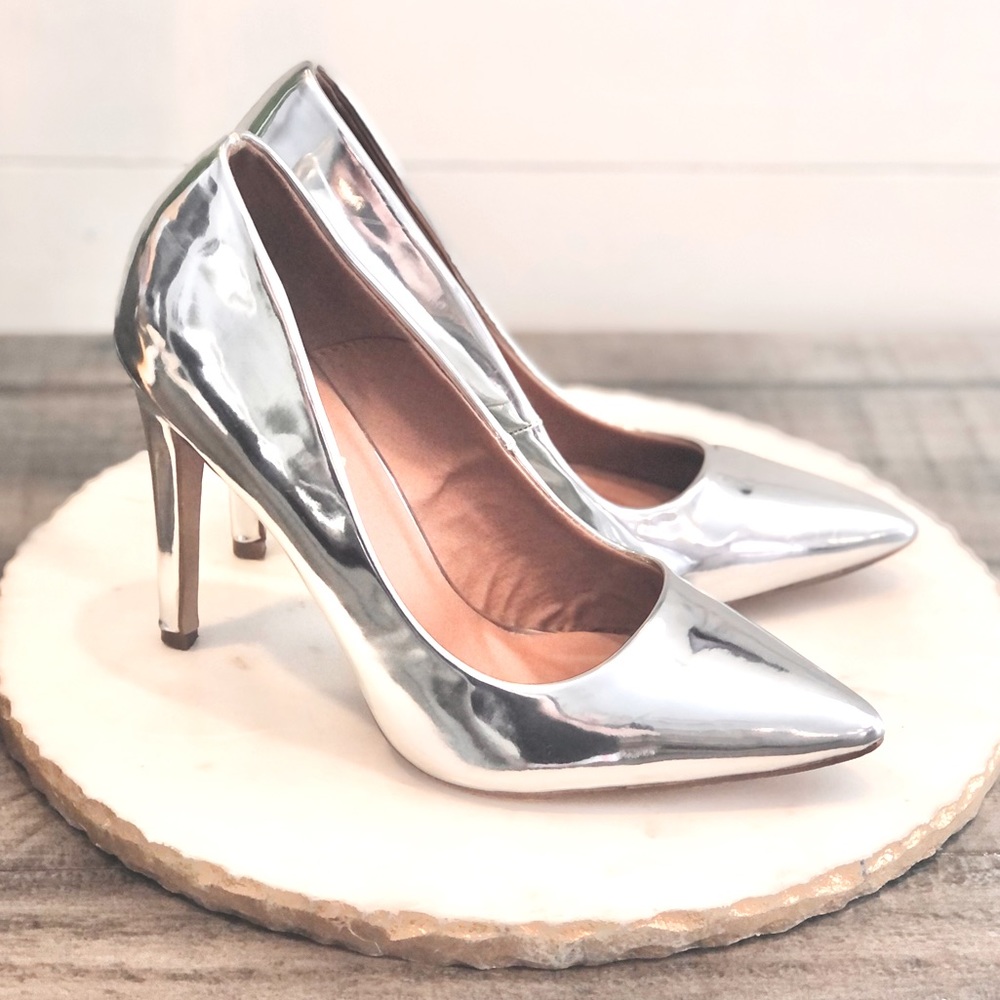 Bonnibel Silver Heels